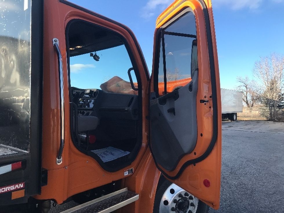 Flatbed Truck-Light and Medium Duty Trucks-Freightliner-2022-M2-Lincoln-NE-118,697\n\t\tmiles-$ 61,750 - Image 16