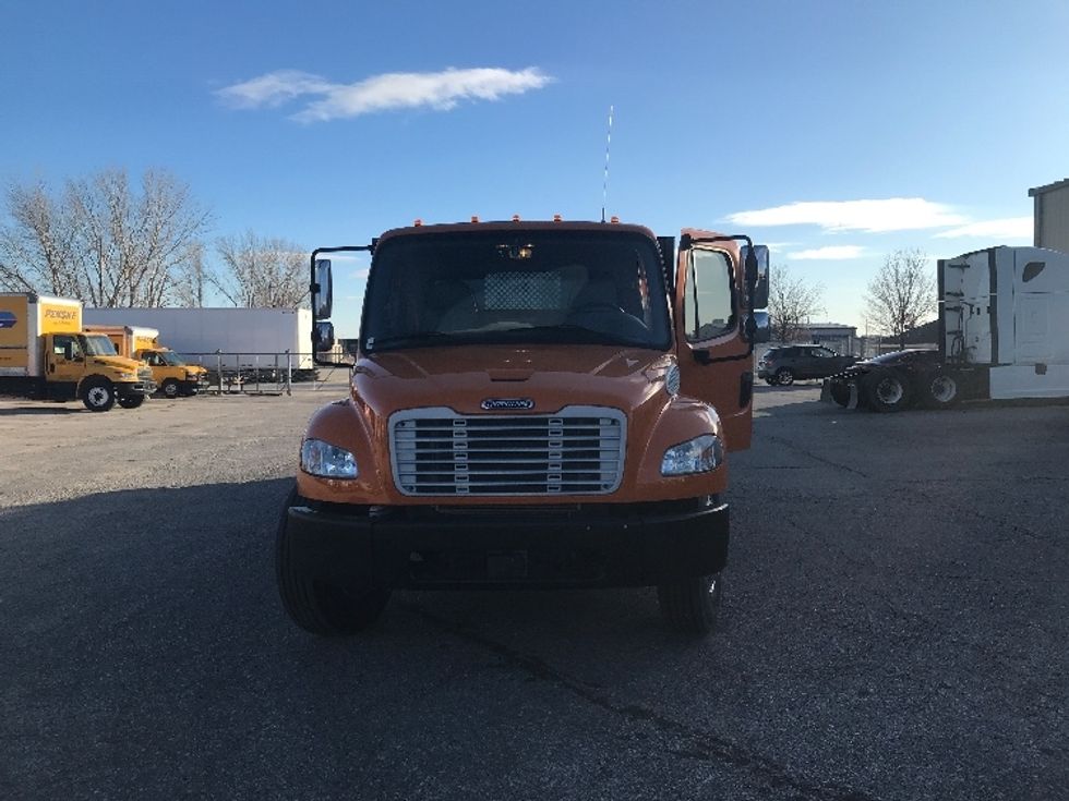 Flatbed Truck-Light and Medium Duty Trucks-Freightliner-2022-M2-Lincoln-NE-118,697\n\t\tmiles-$ 61,750 - Image 2