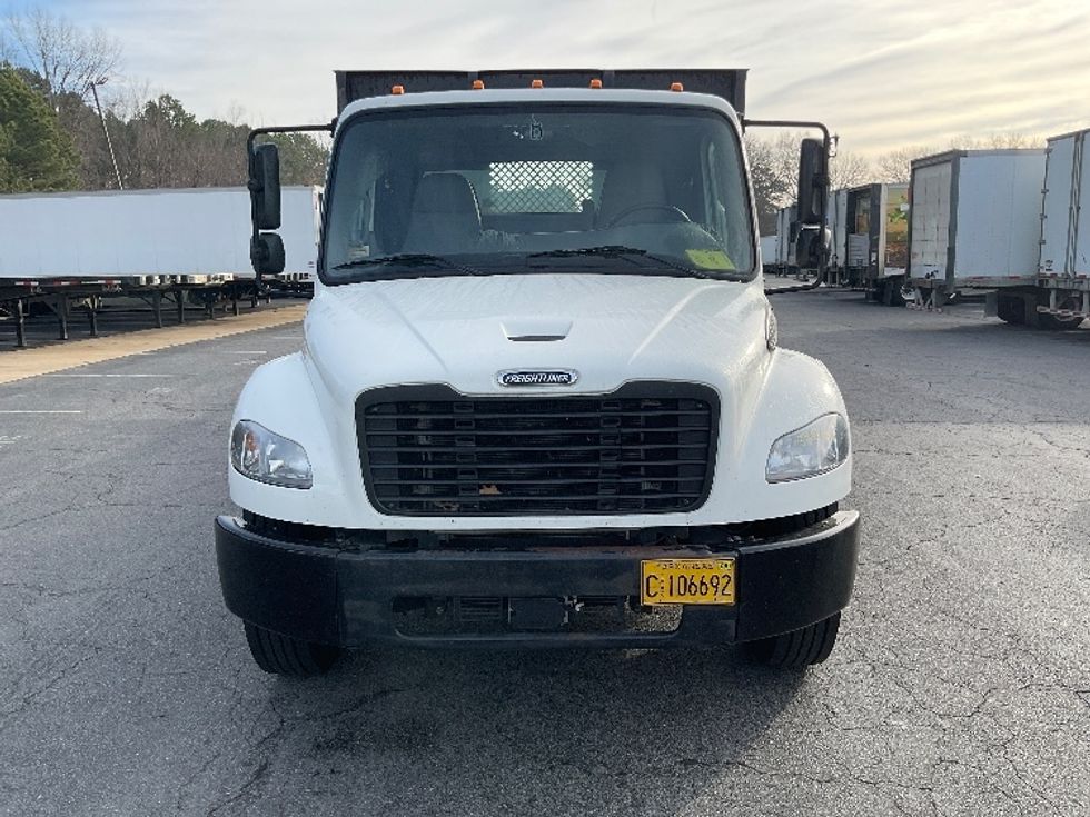 Flatbed Truck-Light and Medium Duty Trucks-Freightliner-2022-M2-Little Rock-AR-133,834\n\t\tmiles-$ 67,750 - Image 2