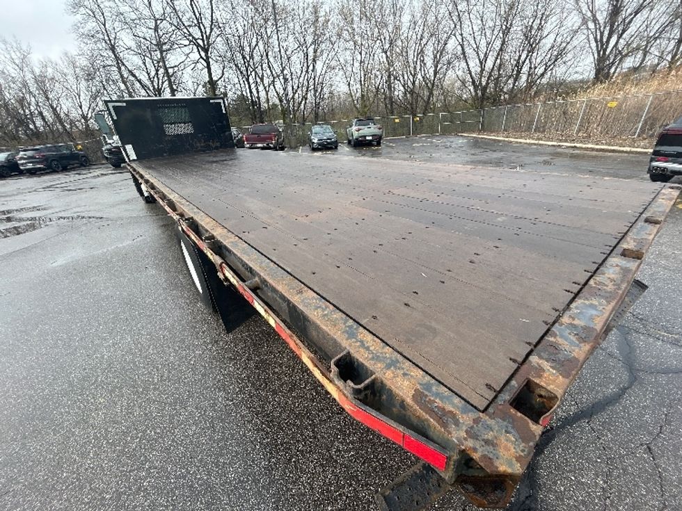 Flatbed Truck-Light and Medium Duty Trucks-Freightliner-2022-M2-Middlefield-OH-333,826\n\t\tmiles-$ 28,250 - Image 11