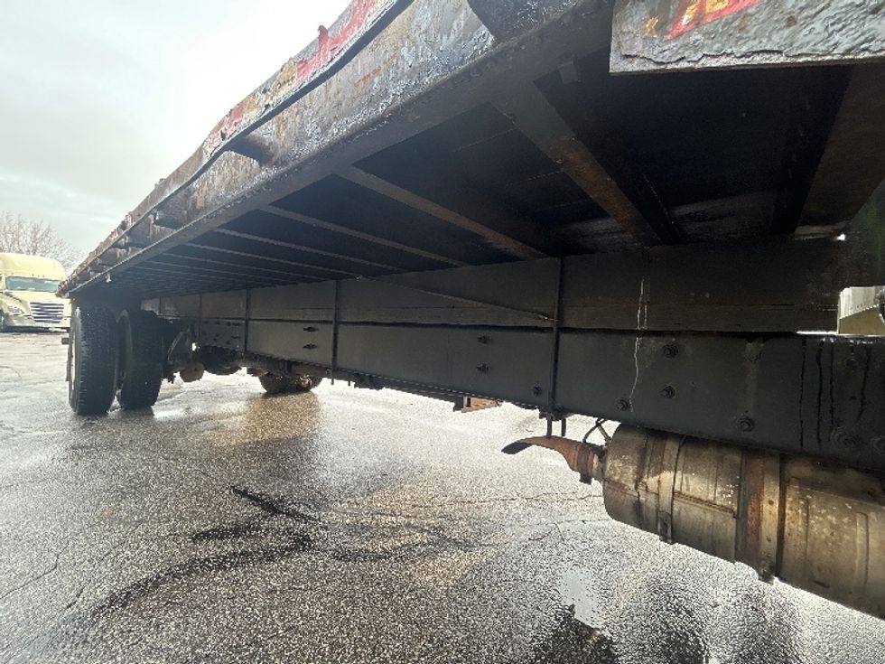 Flatbed Truck-Light and Medium Duty Trucks-Freightliner-2022-M2-Middlefield-OH-333,826\n\t\tmiles-$ 28,250 - Image 14