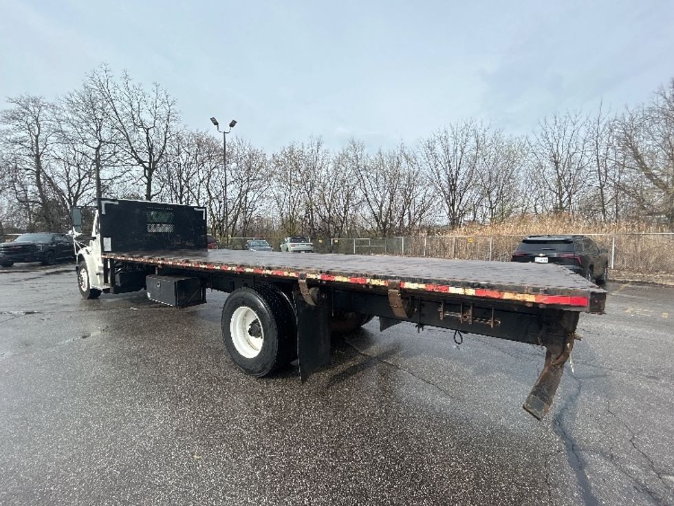 Flatbed Truck-Light and Medium Duty Trucks-Freightliner-2022-M2-Middlefield-OH-333,826\n\t\tmiles-$ 28,250 - Image 6