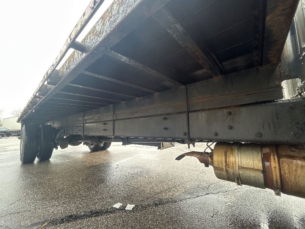 Flatbed Truck-Light and Medium Duty Trucks-Freightliner-2022-M2-Middlefield-OH-367,003\n\t\tmiles-$ 27,750 - Image 14