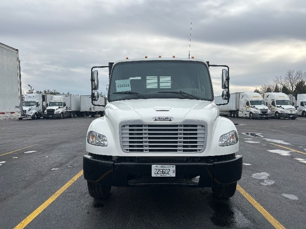Flatbed Truck-Light and Medium Duty Trucks-Freightliner-2022-M2-Milwaukee-WI-57,038\n\t\tmiles-$ 68,000 - Image 2