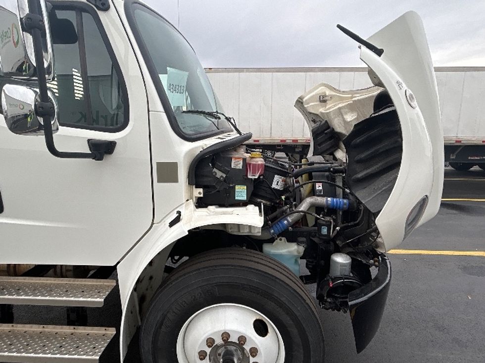 Flatbed Truck-Light and Medium Duty Trucks-Freightliner-2022-M2-Milwaukee-WI-57,038\n\t\tmiles-$ 68,000 - Image 23