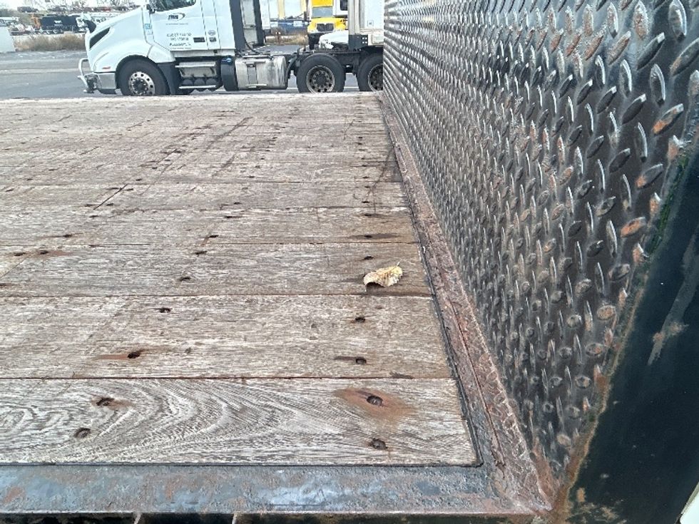 Flatbed Truck-Light and Medium Duty Trucks-Freightliner-2022-M2-Milwaukee-WI-57,038\n\t\tmiles-$ 68,000 - Image 28