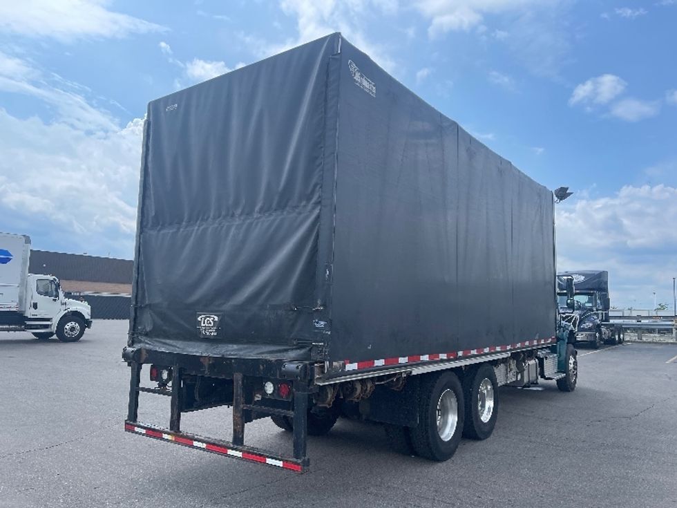 Flatbed Truck-Light and Medium Duty Trucks-Freightliner-2022-M2-Mississauga-ON-150,670\n\t\tkm-$ 119,500 - Image 12
