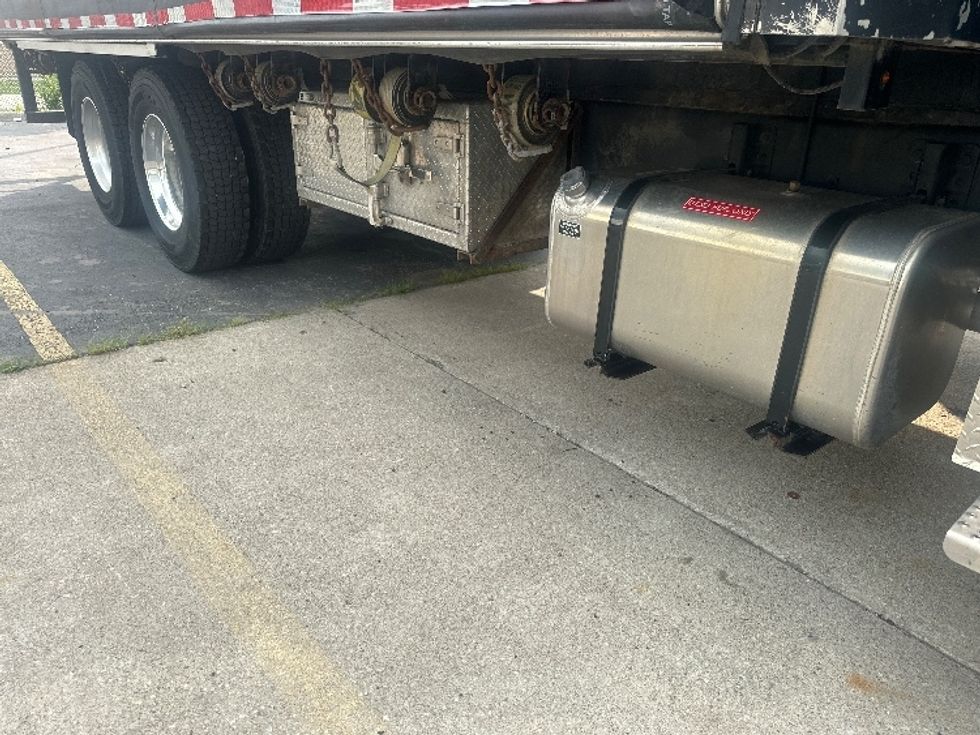 Flatbed Truck-Light and Medium Duty Trucks-Freightliner-2022-M2-Mississauga-ON-150,670\n\t\tkm-$ 119,500 - Image 13