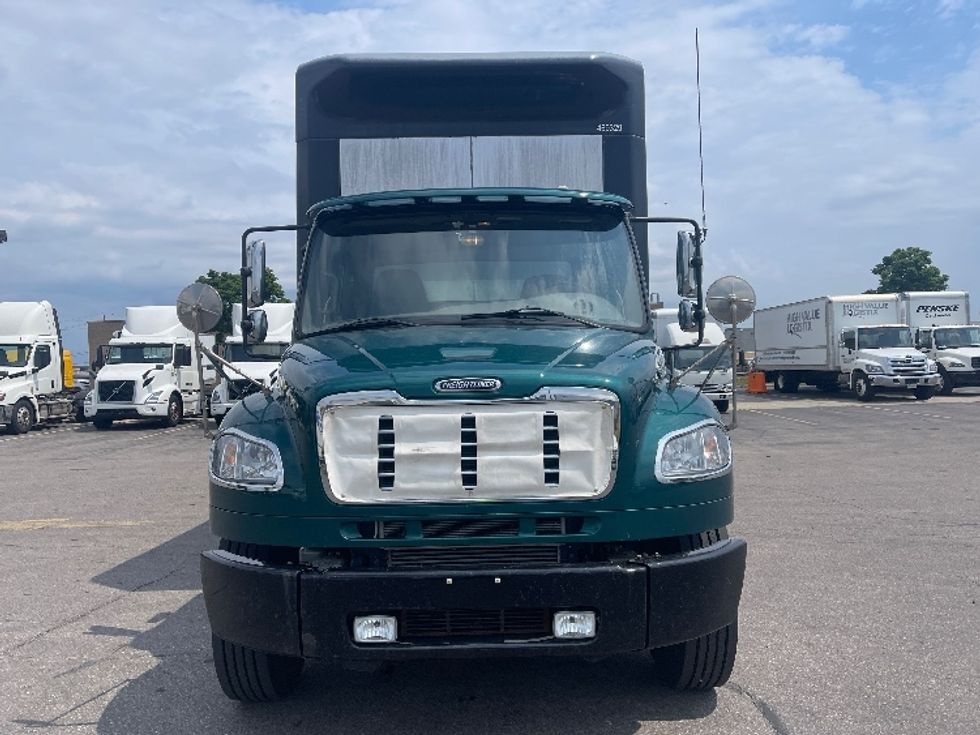 Flatbed Truck-Light and Medium Duty Trucks-Freightliner-2022-M2-Mississauga-ON-150,670\n\t\tkm-$ 119,500 - Image 2