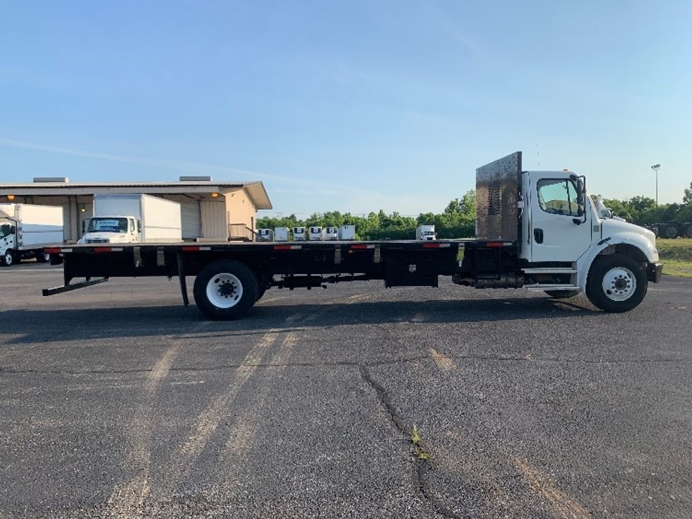 Flatbed Truck-Light and Medium Duty Trucks-Freightliner-2022-M2-Nashville (Mount Juliet)-TN-68,751\n\t\tmiles-$ 78,750 - Image 15