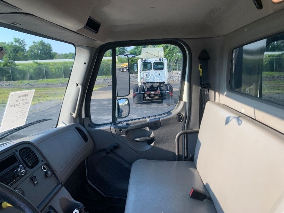 Flatbed Truck-Light and Medium Duty Trucks-Freightliner-2022-M2-Nashville (Mount Juliet)-TN-68,751\n\t\tmiles-$ 78,750 - Image 19