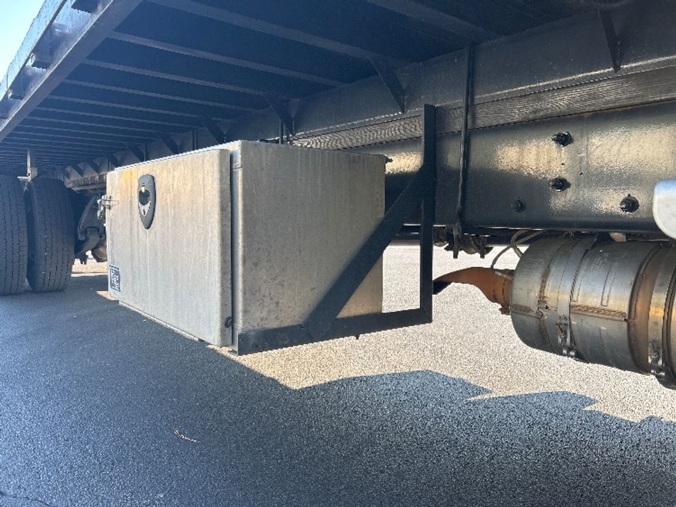 Flatbed Truck-Light and Medium Duty Trucks-Freightliner-2022-M2-Norcross-GA-164,666\n\t\tmiles-$ 66,250 - Image 14