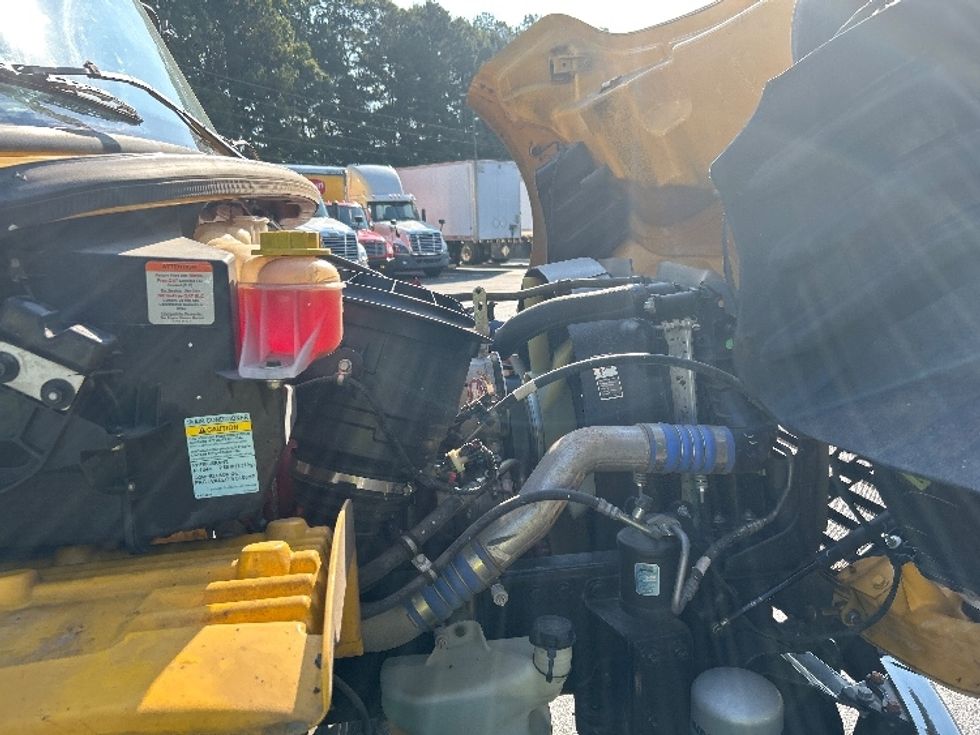 Flatbed Truck-Light and Medium Duty Trucks-Freightliner-2022-M2-Norcross-GA-164,666\n\t\tmiles-$ 66,250 - Image 23