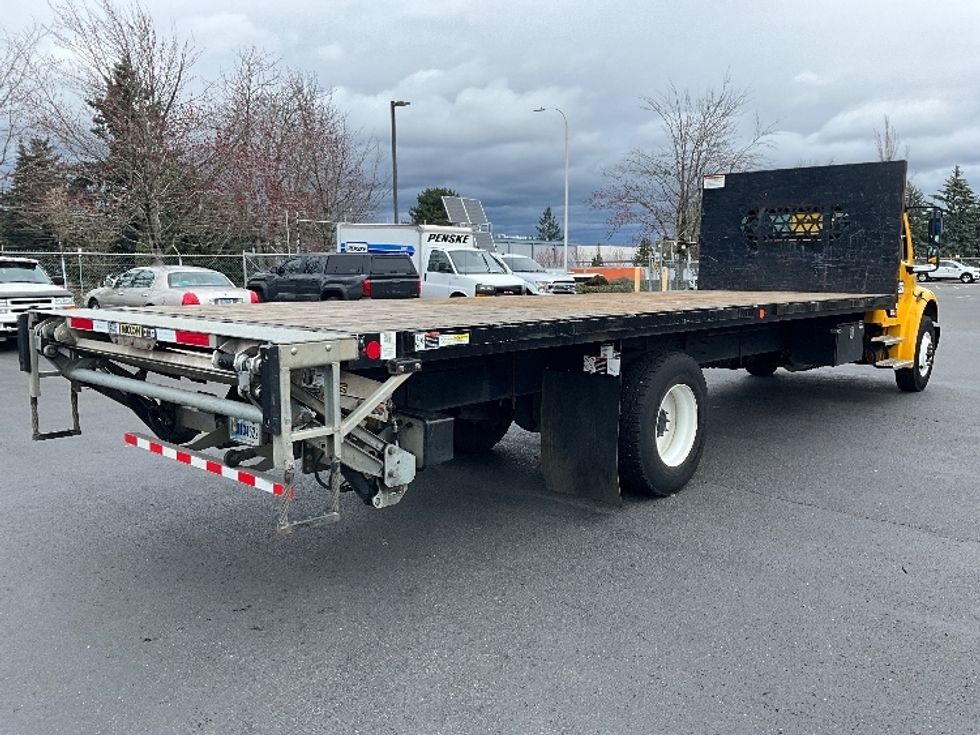 Flatbed Truck-Light and Medium Duty Trucks-Freightliner-2022-M2-Portland-OR-108,604\n\t\tmiles-$ 65,750 - Image 13