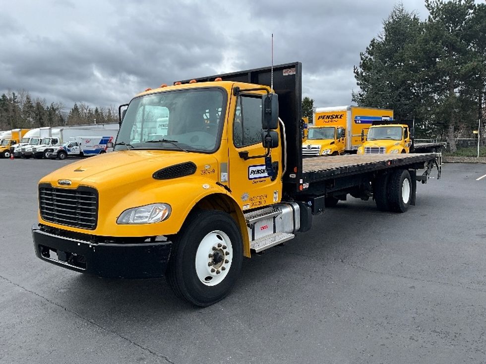 Flatbed Truck-Light and Medium Duty Trucks-Freightliner-2022-M2-Portland-OR-108,604\n\t\tmiles-$ 65,750 - Image 3