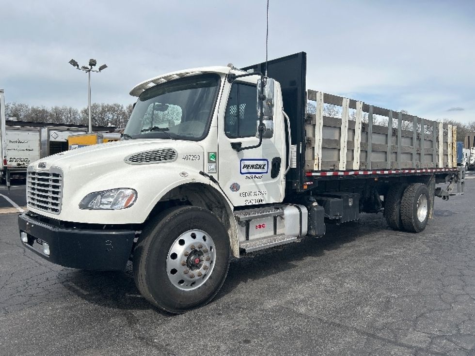 Flatbed Truck-Light and Medium Duty Trucks-Freightliner-2022-M2-Reading-PA-214,366\n\t\tmiles-$ 45,000 - Image 3