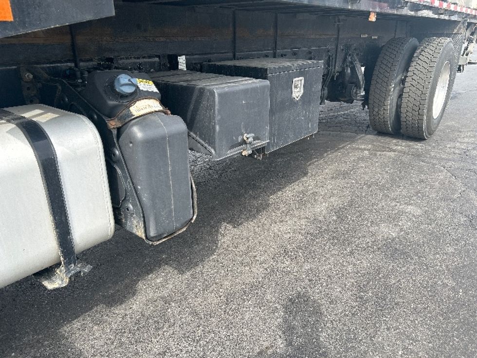 Flatbed Truck-Light and Medium Duty Trucks-Freightliner-2022-M2-Reading-PA-214,366\n\t\tmiles-$ 45,000 - Image 5