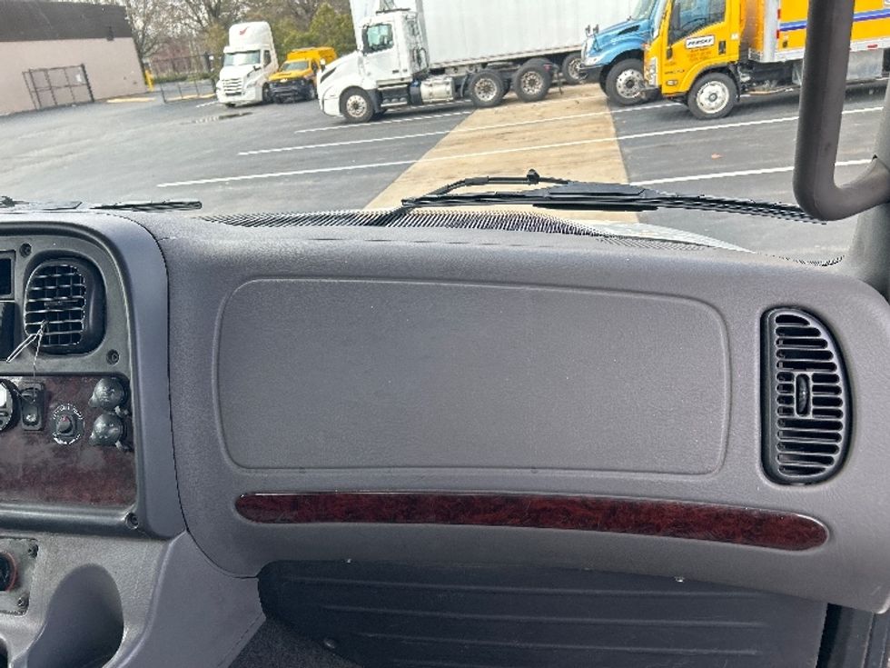 Flatbed Truck-Light and Medium Duty Trucks-Freightliner-2022-M2-Reading-PA-245,912\n\t\tmiles-$ 33,750 - Image 20