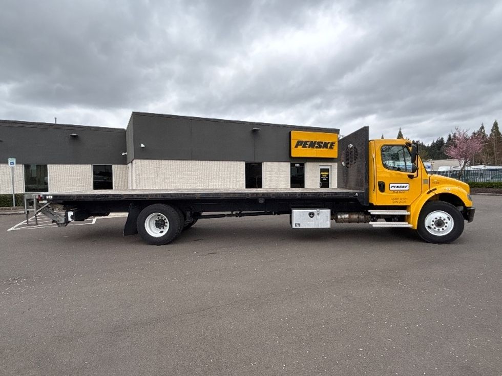 Flatbed Truck-Light and Medium Duty Trucks-Freightliner-2022-M2-Redmond-OR-80,052\n\t\tmiles-$ 69,000 - Image 12