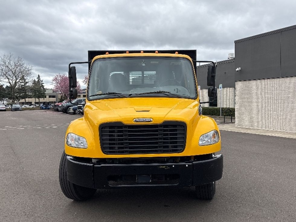Flatbed Truck-Light and Medium Duty Trucks-Freightliner-2022-M2-Redmond-OR-80,052\n\t\tmiles-$ 69,000 - Image 2