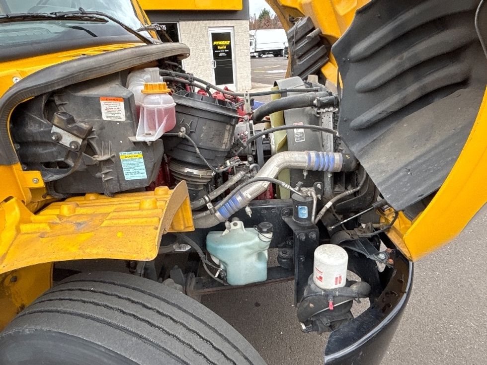 Flatbed Truck-Light and Medium Duty Trucks-Freightliner-2022-M2-Redmond-OR-80,052\n\t\tmiles-$ 69,000 - Image 20