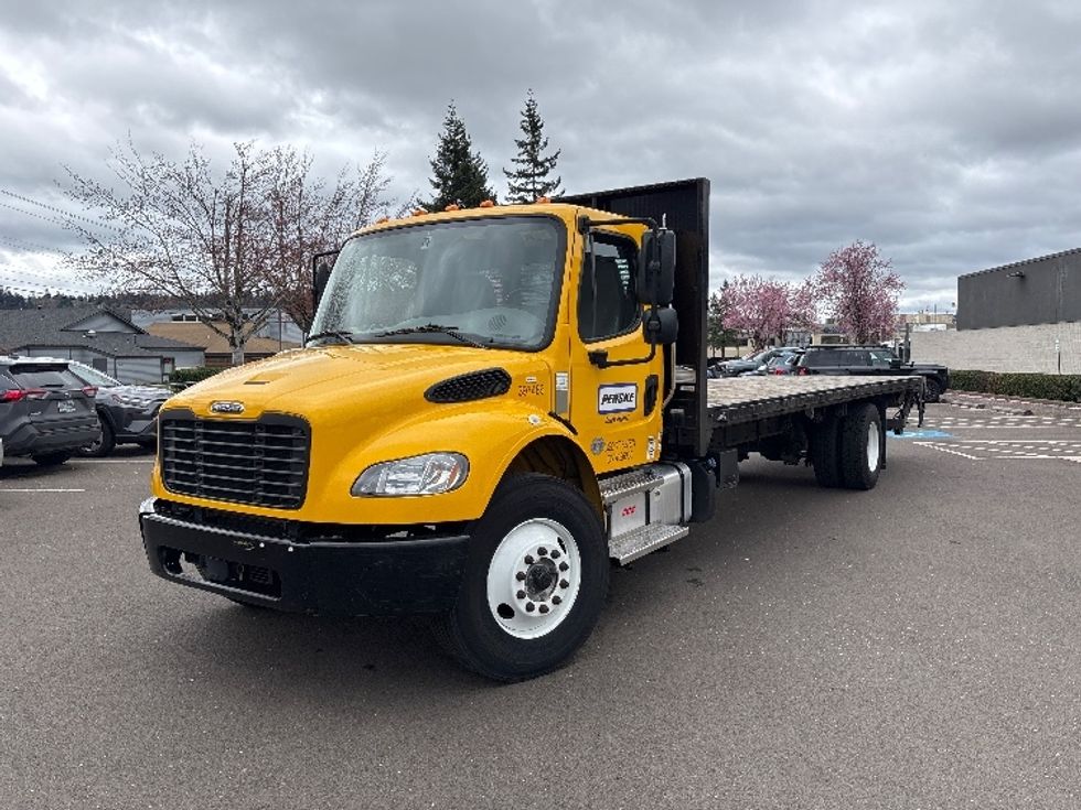 Flatbed Truck-Light and Medium Duty Trucks-Freightliner-2022-M2-Redmond-OR-80,052\n\t\tmiles-$ 69,000 - Image 3