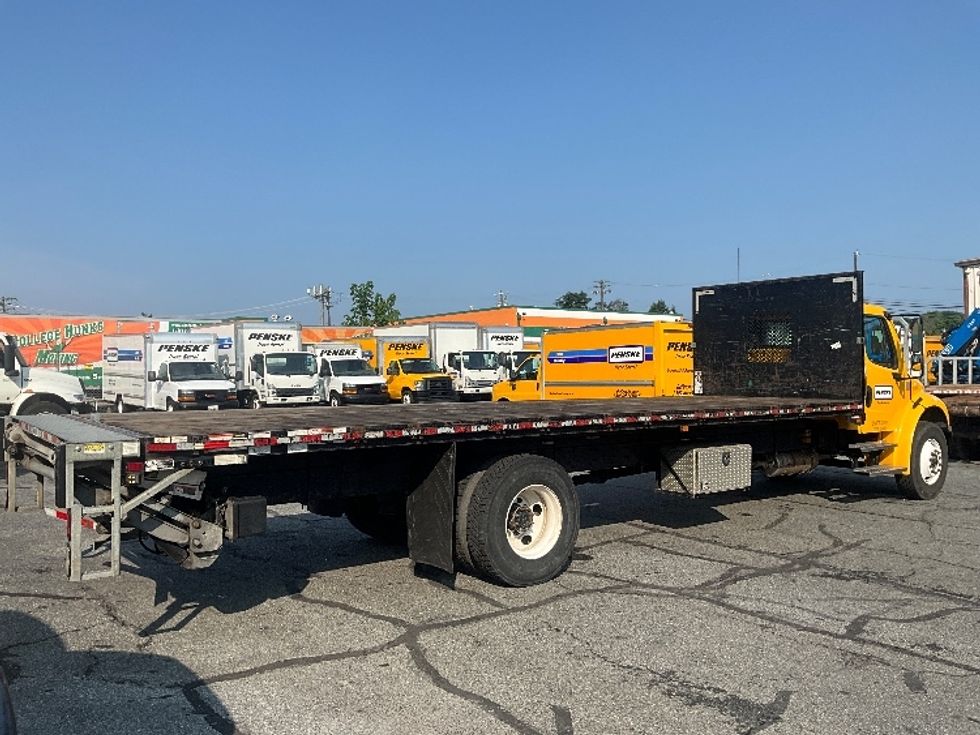 Flatbed Truck-Light and Medium Duty Trucks-Freightliner-2022-M2-Rockville-MD-176,718\n\t\tmiles-$ 60,750 - Image 10