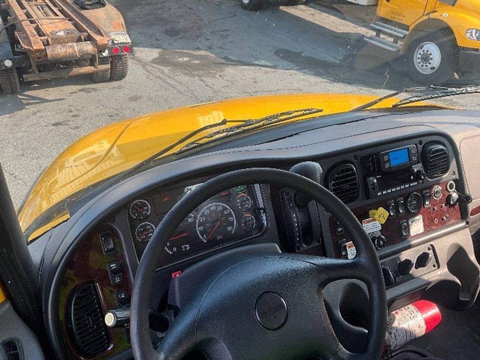 Flatbed Truck-Light and Medium Duty Trucks-Freightliner-2022-M2-Rockville-MD-176,718\n\t\tmiles-$ 60,750 - Image 14