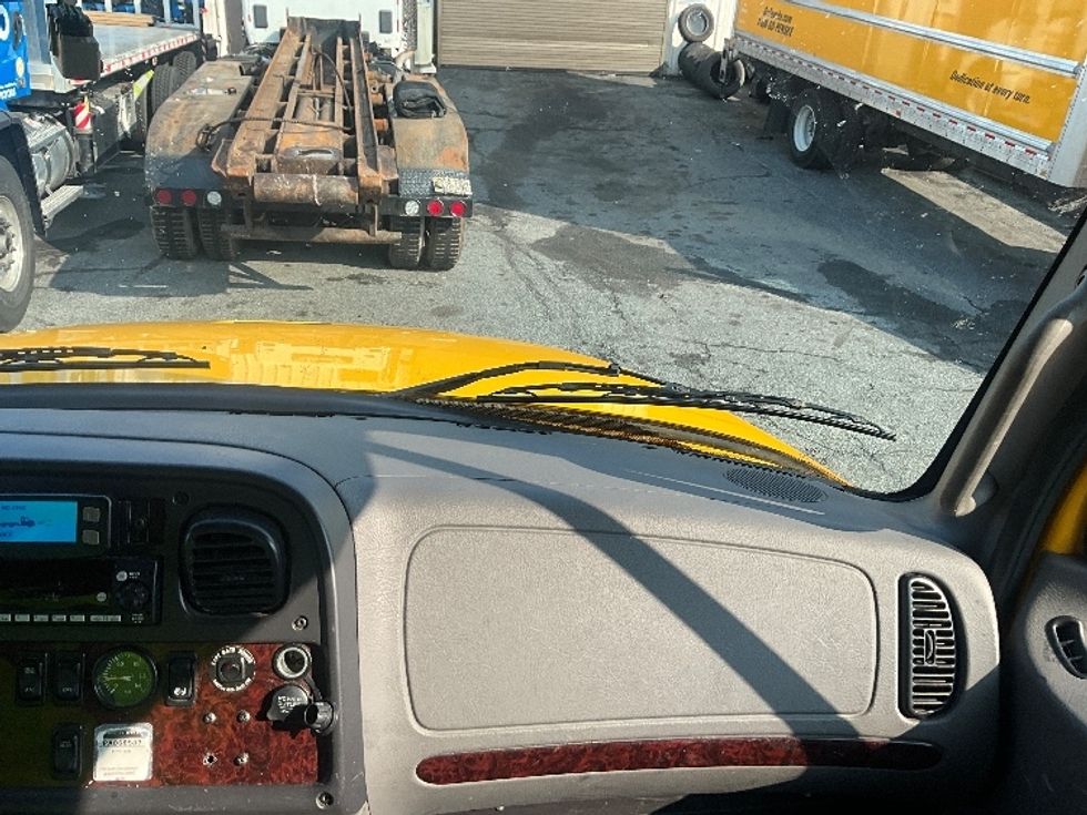 Flatbed Truck-Light and Medium Duty Trucks-Freightliner-2022-M2-Rockville-MD-176,718\n\t\tmiles-$ 60,750 - Image 18