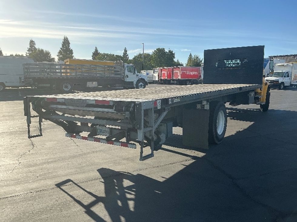 Flatbed Truck-Light and Medium Duty Trucks-Freightliner-2022-M2-Sacramento-CA-121,201\n\t\tmiles-$ 60,750 - Image 10