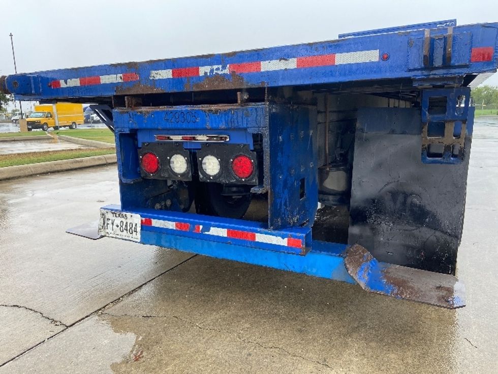 Flatbed Truck-Light and Medium Duty Trucks-Freightliner-2022-M2-San Antonio-TX-229,106\n\t\tmiles-$ 73,250 - Image 26