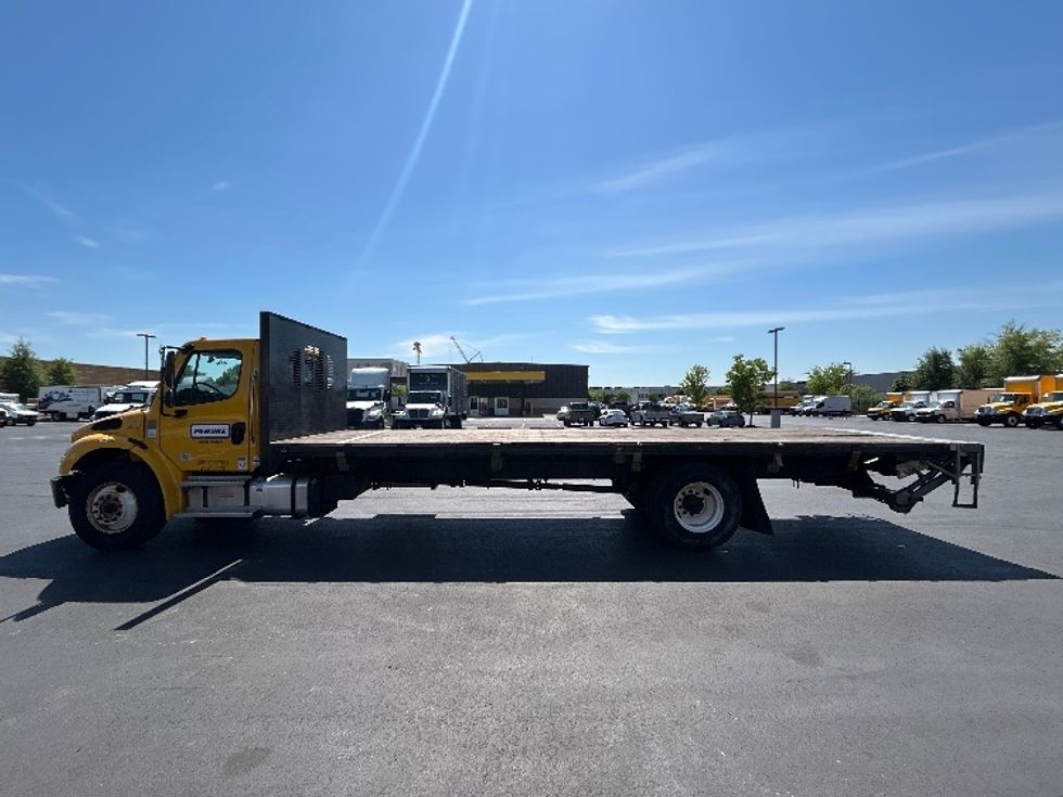 Flatbed Truck-Light and Medium Duty Trucks-Freightliner-2022-M2-Sterling-VA-148,848\n\t\tmiles-$ 53,750 - Image 4