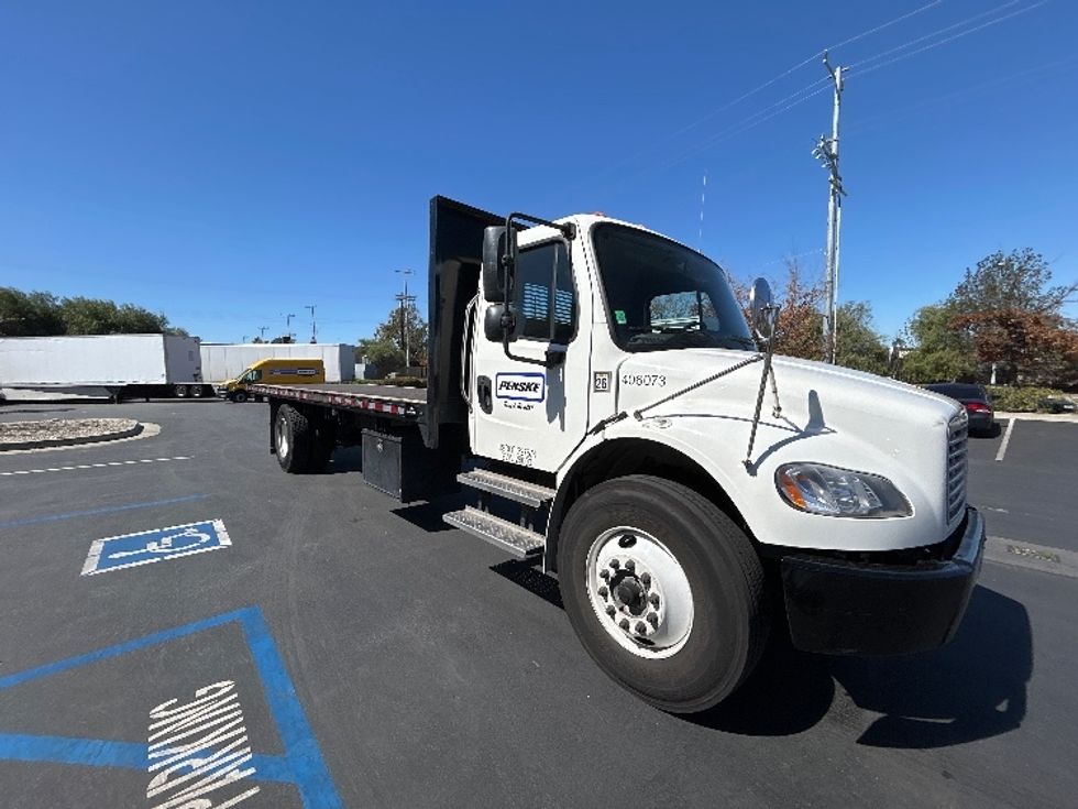 Flatbed Truck-Light and Medium Duty Trucks-Freightliner-2022-M2-Sun Valley-CA-81,746\n\t\tmiles-$ 84,000 - Image 1