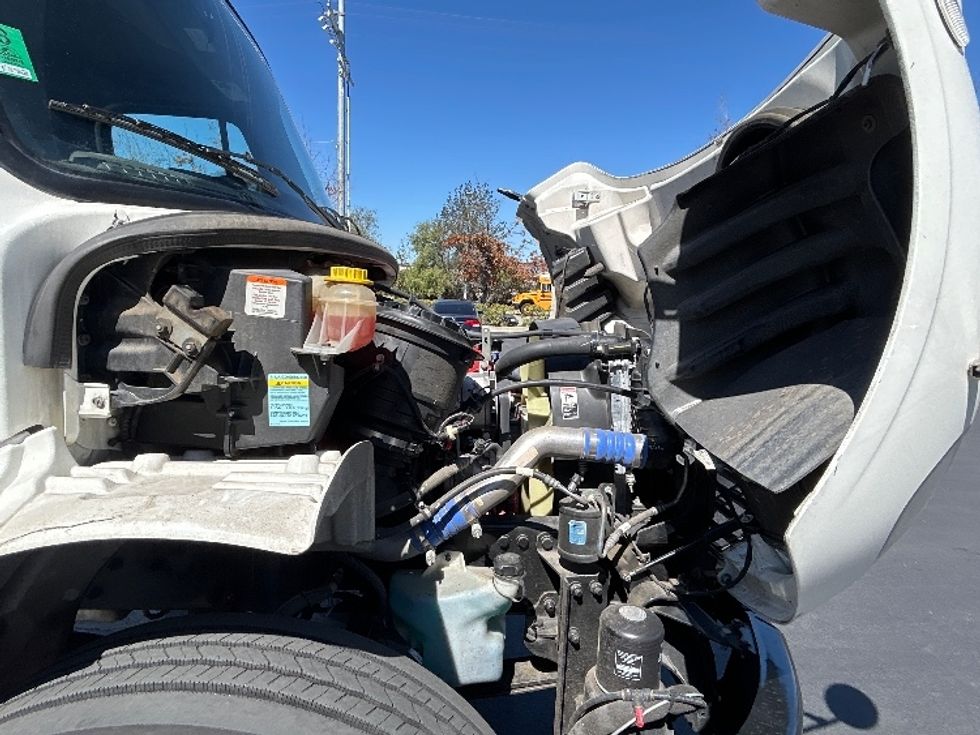 Flatbed Truck-Light and Medium Duty Trucks-Freightliner-2022-M2-Sun Valley-CA-81,746\n\t\tmiles-$ 84,000 - Image 21