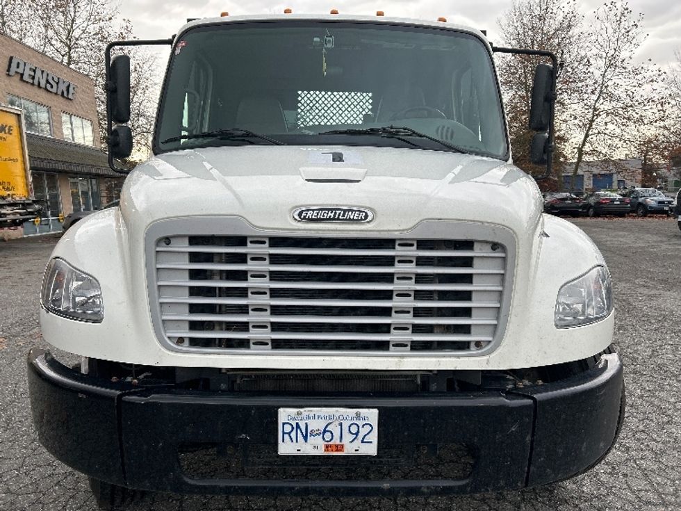 Flatbed Truck-Light and Medium Duty Trucks-Freightliner-2022-M2-Surrey-BC-113,370\n\t\tkm-$ 101,500 - Image 2