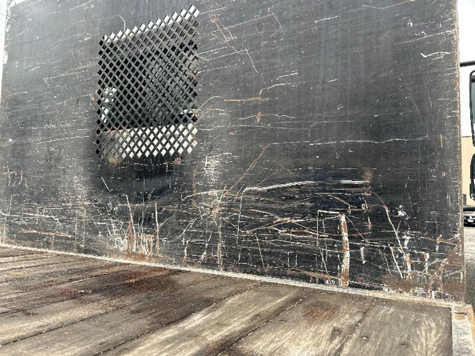 Flatbed Truck-Light and Medium Duty Trucks-Freightliner-2022-M2-Surrey-BC-113,370\n\t\tkm-$ 101,500 - Image 20