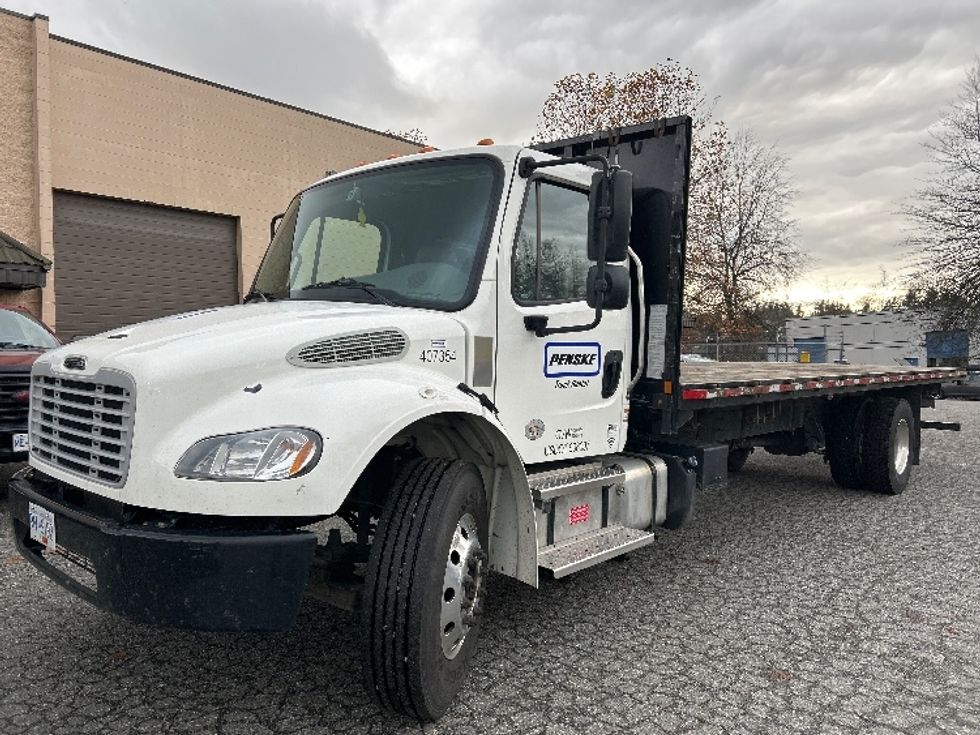 Flatbed Truck-Light and Medium Duty Trucks-Freightliner-2022-M2-Surrey-BC-113,370\n\t\tkm-$ 101,500 - Image 3