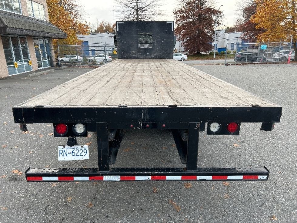 Flatbed Truck-Light and Medium Duty Trucks-Freightliner-2022-M2-Surrey-BC-91,686\n\t\tkm-$ 103,000 - Image 9