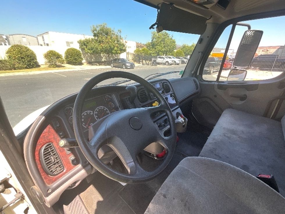 Flatbed Truck-Light and Medium Duty Trucks-Freightliner-2022-M2-Torrance-CA-84,654\n\t\tmiles-$ 72,250 - Image 12