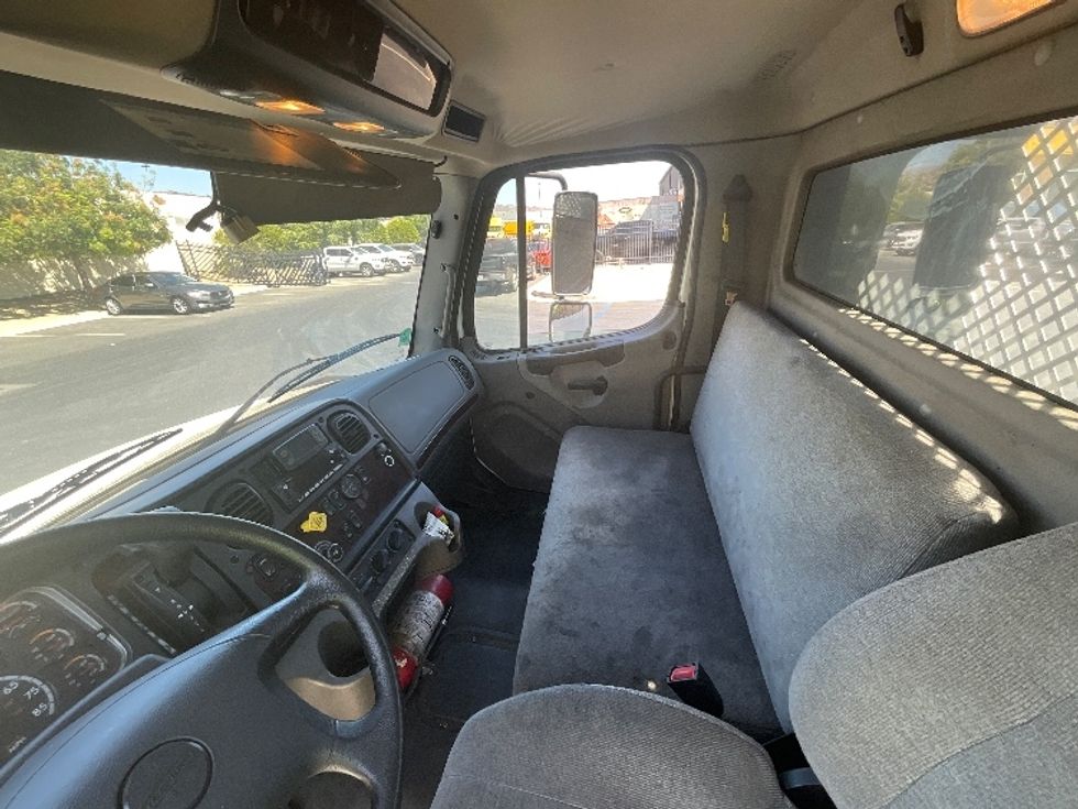 Flatbed Truck-Light and Medium Duty Trucks-Freightliner-2022-M2-Torrance-CA-84,654\n\t\tmiles-$ 72,250 - Image 14
