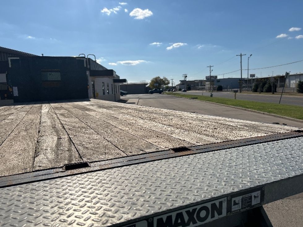 Flatbed Truck-Light and Medium Duty Trucks-Freightliner-2022-M2-Tulsa-OK-145,524\n\t\tmiles-$ 59,750 - Image 11