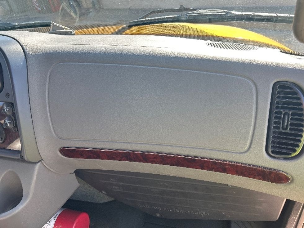 Flatbed Truck-Light and Medium Duty Trucks-Freightliner-2022-M2-Tulsa-OK-145,524\n\t\tmiles-$ 59,750 - Image 20