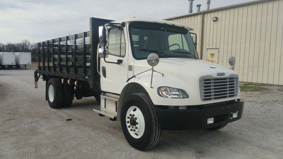 Flatbed Truck-Light and Medium Duty Trucks-Freightliner-2022-M2-Tuscumbia-AL-13,600\n\t\tmiles-$ 78,500 - Image 1