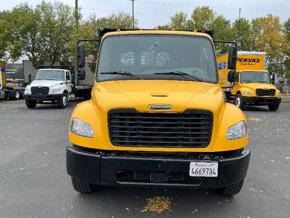 Flatbed Truck-Light and Medium Duty Trucks-Freightliner-2023-M2-Denver-CO-125,590\n\t\tmiles-$ 74,000 - Image 2