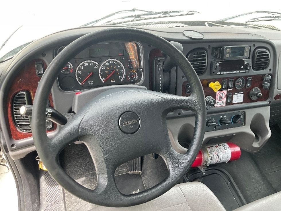 Flatbed Truck-Light and Medium Duty Trucks-Freightliner-2023-M2-San Antonio-TX-181,840\n\t\tmiles-$ 60,500 - Image 15