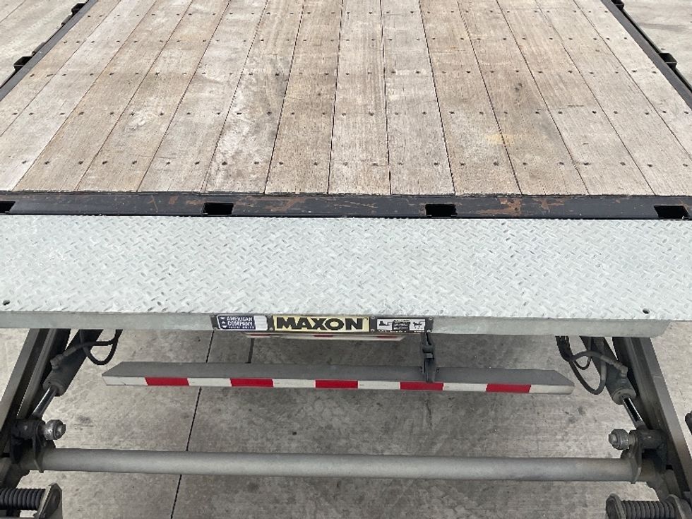 Flatbed Truck-Light and Medium Duty Trucks-Freightliner-2023-M2-San Antonio-TX-181,840\n\t\tmiles-$ 60,500 - Image 9