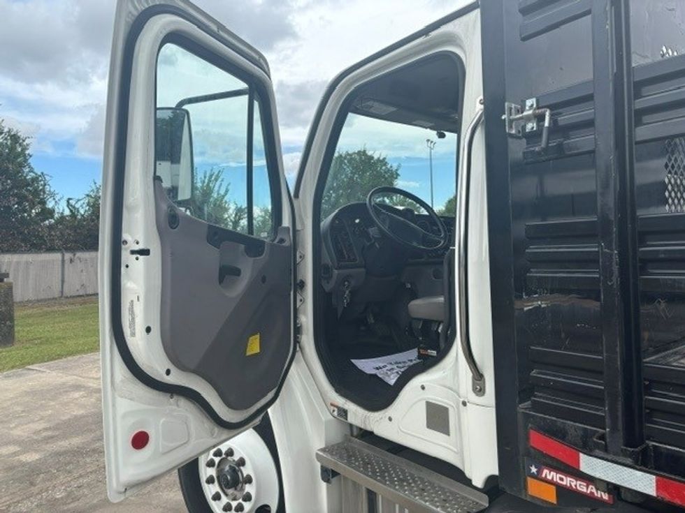 Flatbed Truck-Light and Medium Duty Trucks-Freightliner-2024-M2-Katy-TX-66,147\n\t\tmiles-$ 97,750 - Image 10