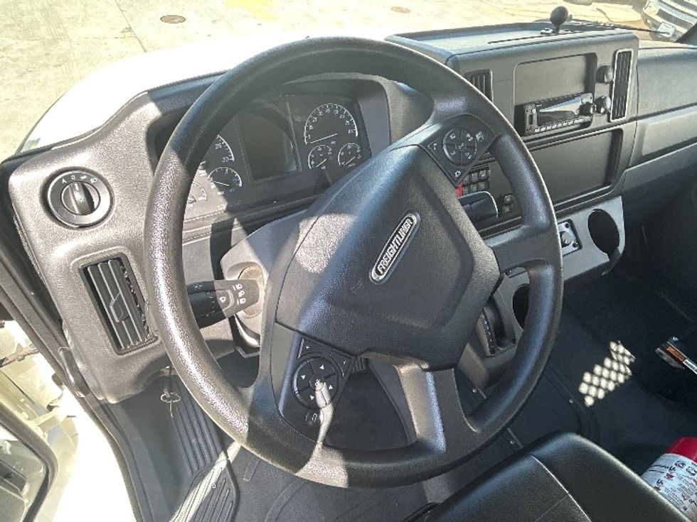 Flatbed Truck-Light and Medium Duty Trucks-Freightliner-2024-M2P-Torrance-CA-12,281\n\t\tmiles-$ 93,500 - Image 17