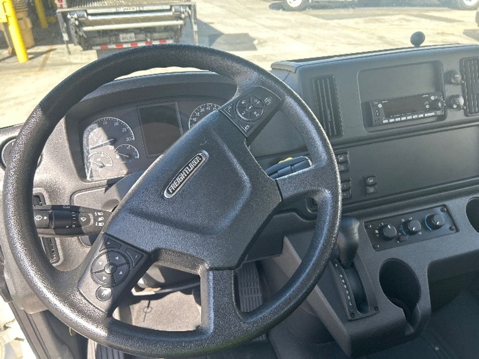 Flatbed Truck-Light and Medium Duty Trucks-Freightliner-2024-M2P-Torrance-CA-12,281\n\t\tmiles-$ 93,500 - Image 18