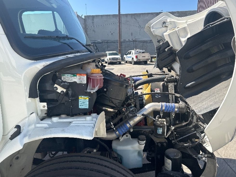 Flatbed Truck-Light and Medium Duty Trucks-Freightliner-2024-M2P-Torrance-CA-12,281\n\t\tmiles-$ 93,500 - Image 23